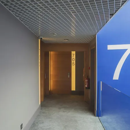 Zenit Hotell 4*
