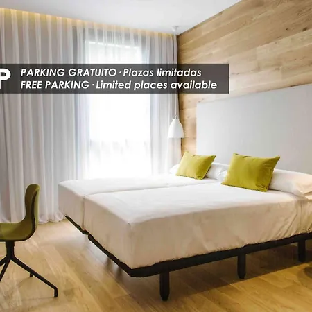Zenit Hotel 4*