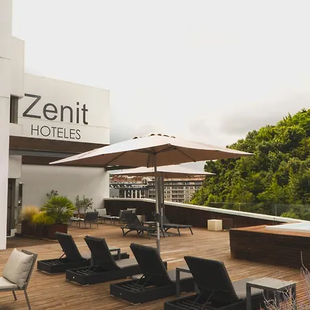 Zenit 4*