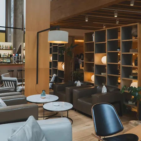 Hotel Zenit