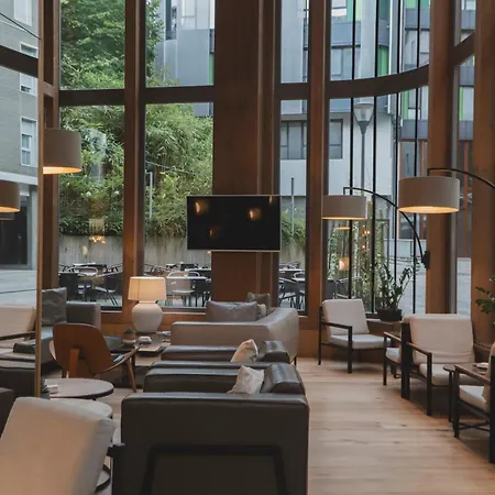 Hotell Zenit 4*