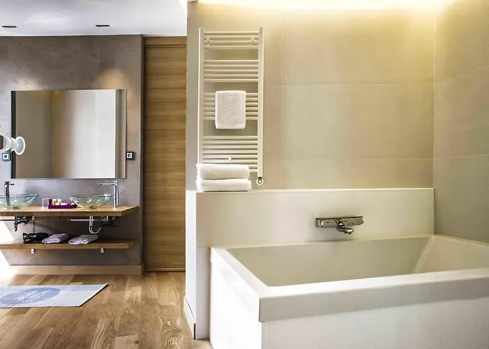 Отель Zenit Сан-Себастьян