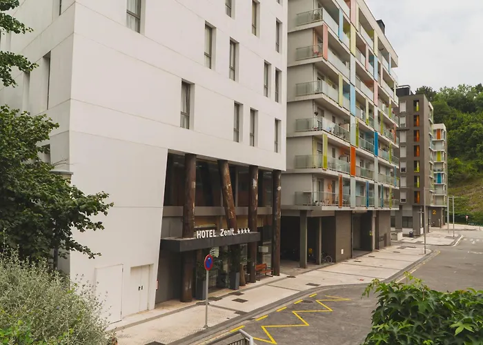 Отель Zenit