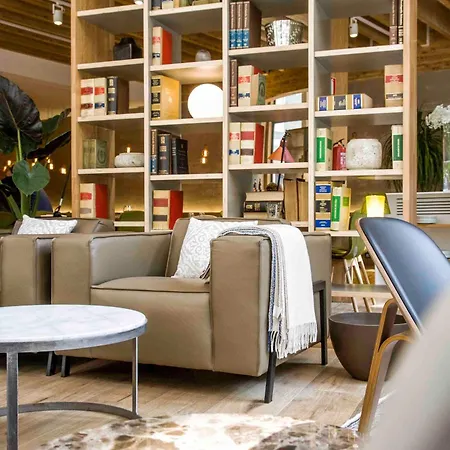 Hotel Zenit 4*